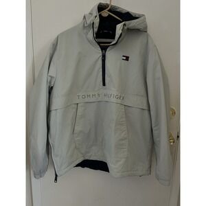 Tommy Hilfiger Water and Wind Resistant Men's Jacket-XL Lightweight & Insulated
